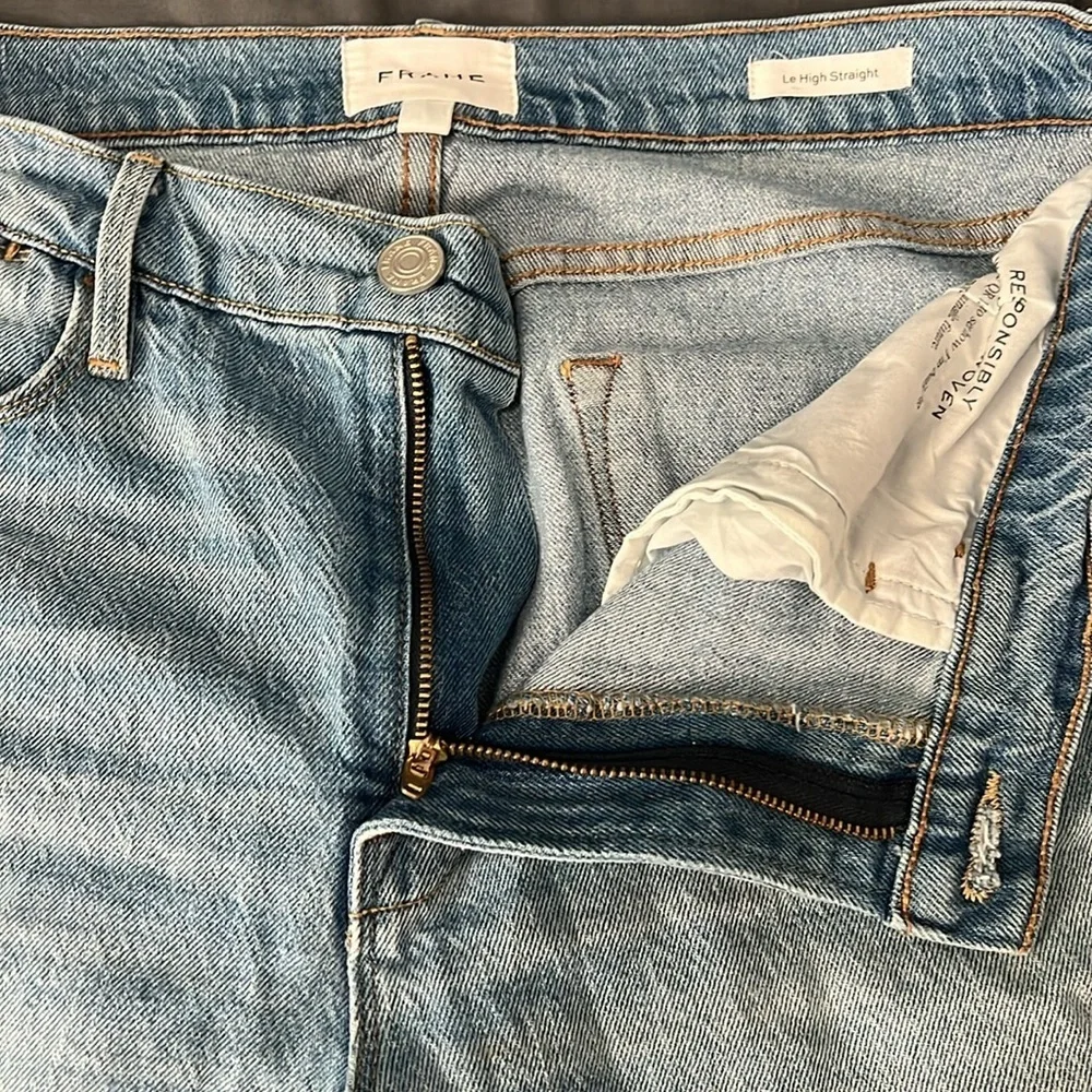 Frame Le High Straight Distressed Light Wash Size 30